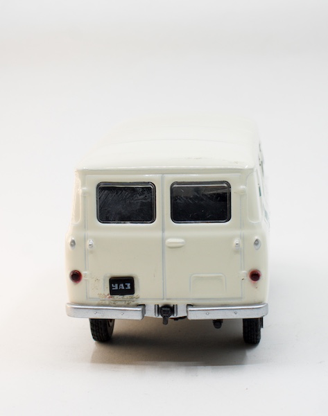 AUTÍČKO UAZ 450 – detail 1