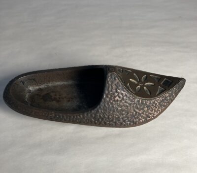 KOVOVÝ POPELNÍK – STŘEVÍC