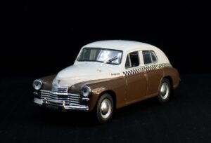 AUTÍČKO GAZ M-20 POBĚDA