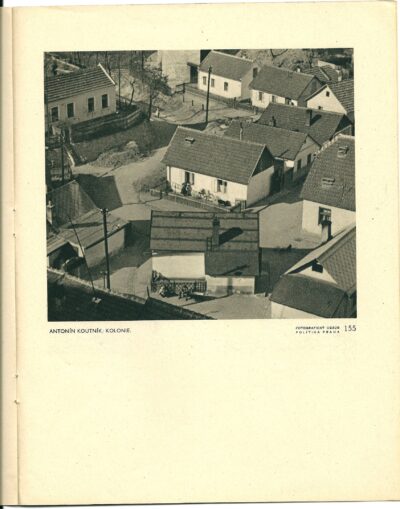 FOTOGRAFICKÝ OBZOR 10/1943