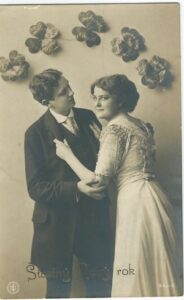 MILENCI SE ČTYŘLÍSTKY pohlednice