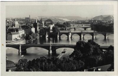 PRAHA – PANORAMA PRAŽSKÝCH MOSTŮ pohlednice