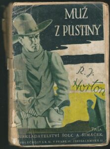 MUŽ Z PUSTINY – Robert J. Horton