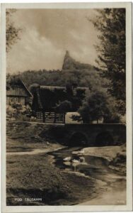 POD TROSKAMI pohlednice