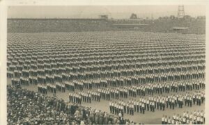 Z IX. SLETU VŠESOKOLSKÉHO V PRAZE 1932 pohlednice