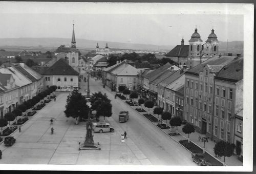 KOSTELEC N. ORL. – NÁMĚSTÍ – detail 1