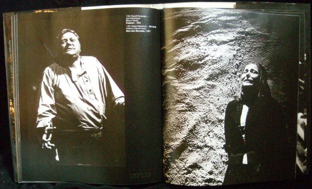 NÁRODNÍ DIVADLO ZBLÍZKA – detail 3