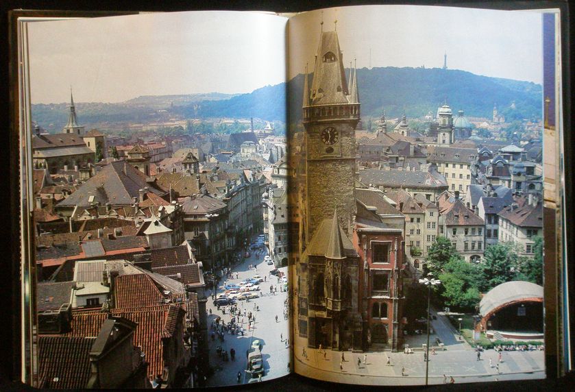 PRAHA V PROMĚNÁCH SVĚTLA – detail 2