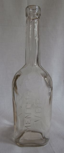 sk16 LAHVIČKA S NÁPISEM MENTHA VDP