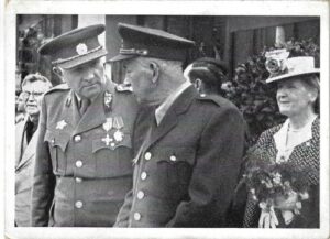 GENERÁL SVOBODA V ROZHOVORU S PANEM PRESIDENTEM DREM ED. BENEŠEM pohlednice