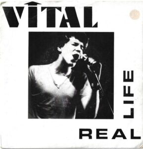 VITAL – REAL LIFE / SINKING SHIPS (SP)