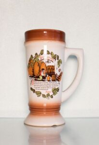 KERAMICKÝ PIVNÍ PŮLLITR – PIVNÍ OTČENÁŠ