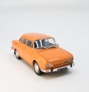 AUTÍČKO ŠKODA 100