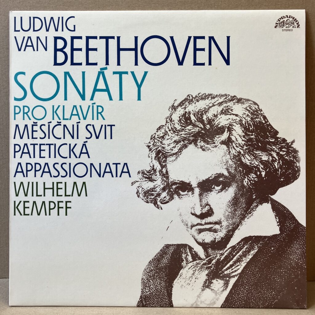 LUDWIG VAN BEETHOVEN – SONÁTY PRO KLAVÍR: MĚSÍČNÍ SVIT, PATETICKÁ, APPASSIONATA (LP)