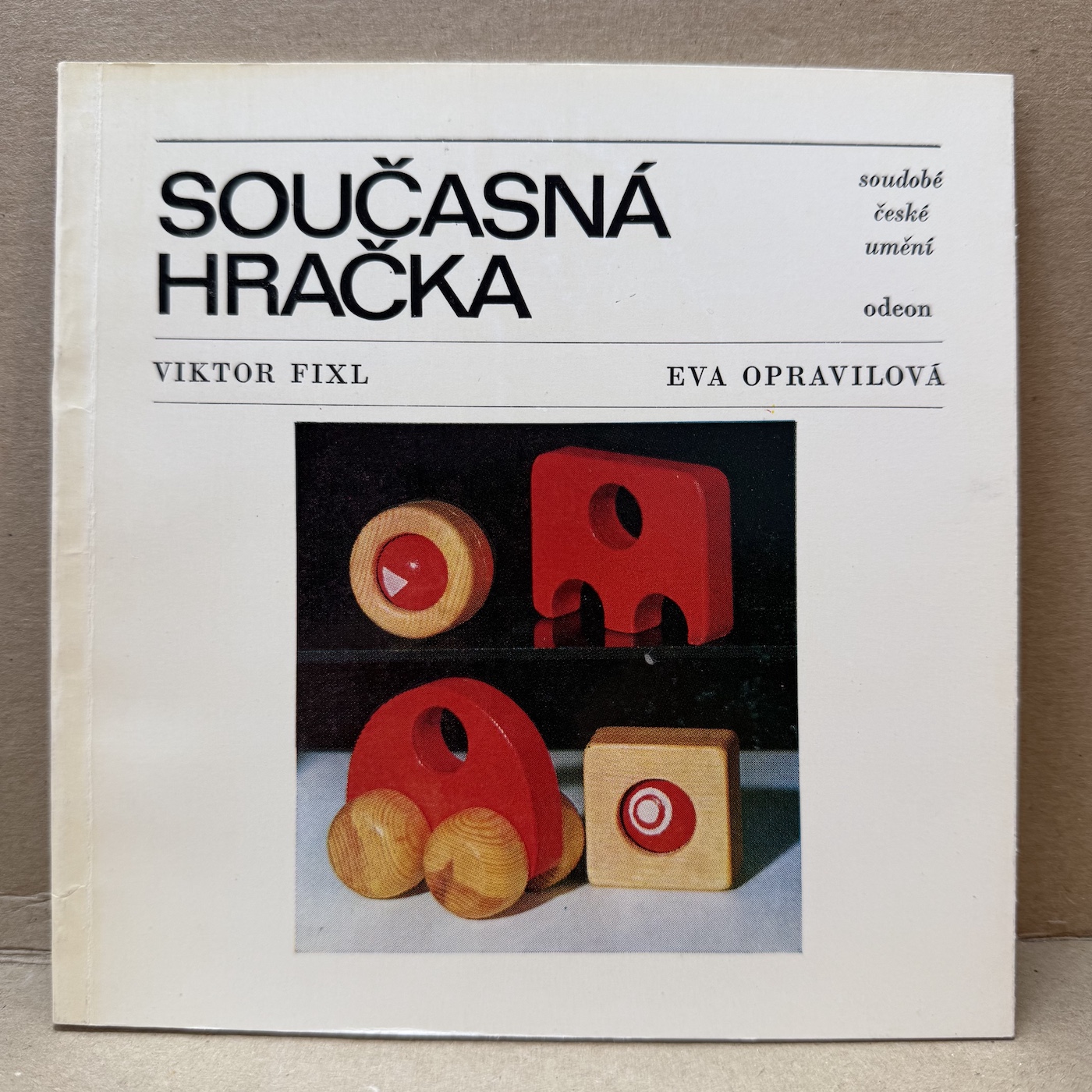 SOUČASNÁ HRAČKA